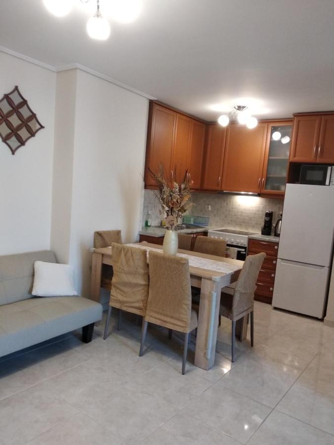 Penthouse Deluxe Apartment At פיראוס מראה חיצוני תמונה